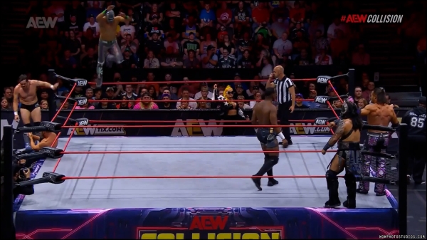 Click to view full size image
==============
wowcollision20240831_00_00_33_05_Still089.jpg wowcollision20240831_00_00_33_05_Still089.jpg