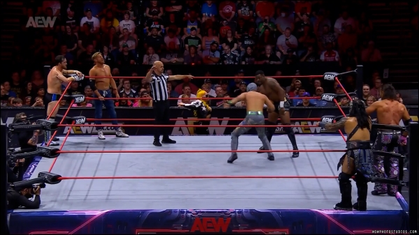 Click to view full size image
==============
wowcollision20240831_00_00_37_20_Still104.jpg wowcollision20240831_00_00_37_20_Still104.jpg