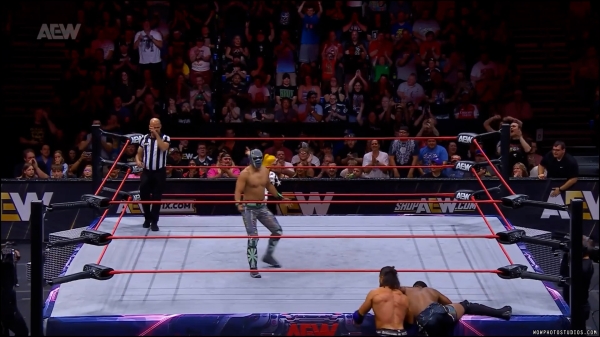 Click to view full size image
==============
wowcollision20240831_00_00_42_15_Still114.jpg wowcollision20240831_00_00_42_15_Still114.jpg