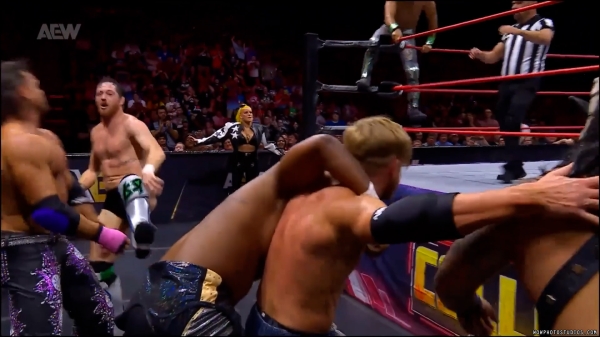 Click to view full size image
==============
wowcollision20240831_00_00_48_25_Still129.jpg wowcollision20240831_00_00_48_25_Still129.jpg