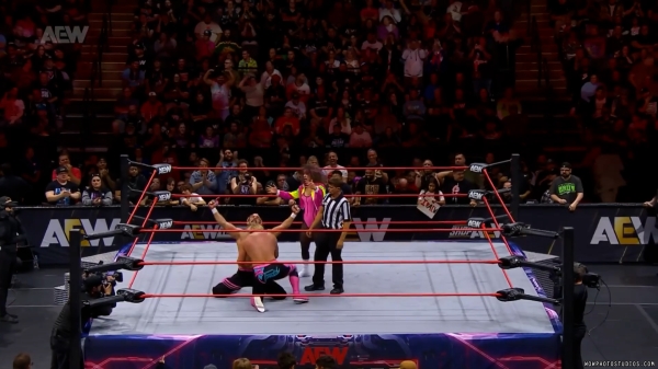 Click to view full size image
==============
wowcollision20240906_00_00_23_00_Still094.jpg wowcollision20240906_00_00_23_00_Still094.jpg