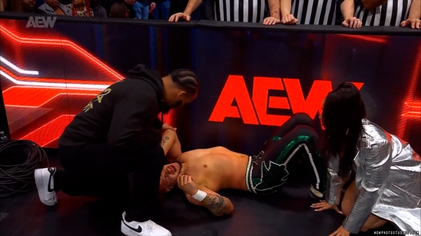 Click to view full size image
==============
wowcollision20250104_00_04_16_05_Still374.jpg wowcollision20250104_00_04_16_05_Still374.jpg