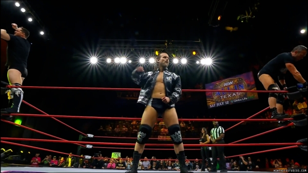 Click to view full size image
==============
wowcollision20250118_00_01_35_25_Still069.jpg wowcollision20250118_00_01_35_25_Still069.jpg