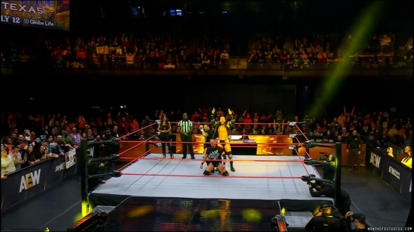 Click to view full size image
==============
wowcollision20250118_00_01_37_10_Still077.jpg wowcollision20250118_00_01_37_10_Still077.jpg