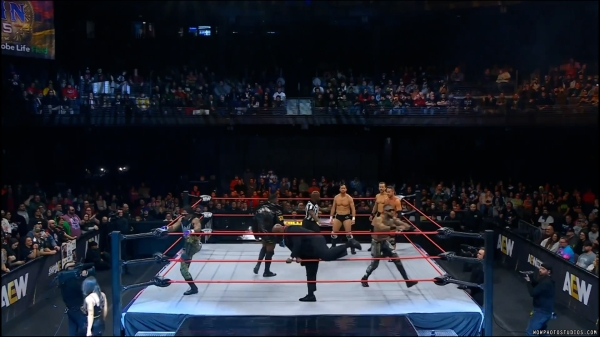 Click to view full size image
==============
wowcollision20250118_00_01_39_15_Still080.jpg wowcollision20250118_00_01_39_15_Still080.jpg