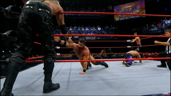 Click to view full size image
==============
wowcollision20250118_00_02_22_20_Still115.jpg wowcollision20250118_00_02_22_20_Still115.jpg