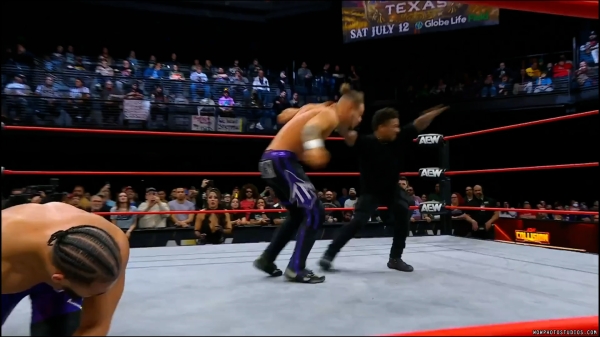 Click to view full size image
==============
wowcollision20250118_00_02_31_15_Still130.jpg wowcollision20250118_00_02_31_15_Still130.jpg