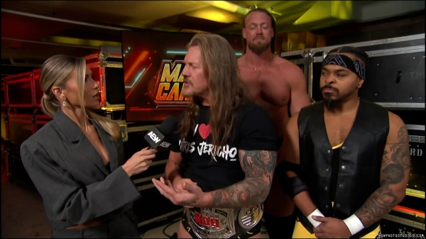 Click to view full size image
==============
wowcollision20250118_00_02_37_10_Still147.jpg wowcollision20250118_00_02_37_10_Still147.jpg