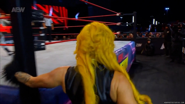 Click to view full size image
==============
wowcollision20250125_00_03_59_00_Still499.jpg wowcollision20250125_00_03_59_00_Still499.jpg