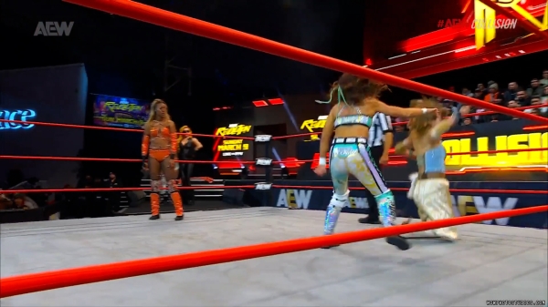 Click to view full size image
==============
wowcollision20250125_00_04_09_25_Still561.jpg wowcollision20250125_00_04_09_25_Still561.jpg