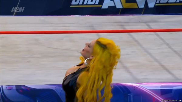 Click to view full size image
==============
wowcollision20250125_00_04_18_25_Still615.jpg wowcollision20250125_00_04_18_25_Still615.jpg