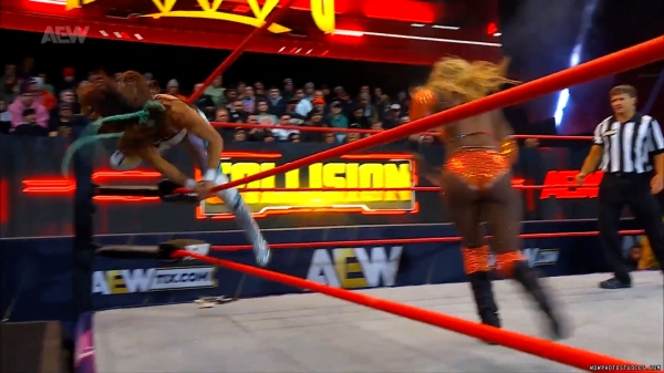 Click to view full size image
==============
wowcollision20250125_00_04_35_00_Still712.jpg wowcollision20250125_00_04_35_00_Still712.jpg