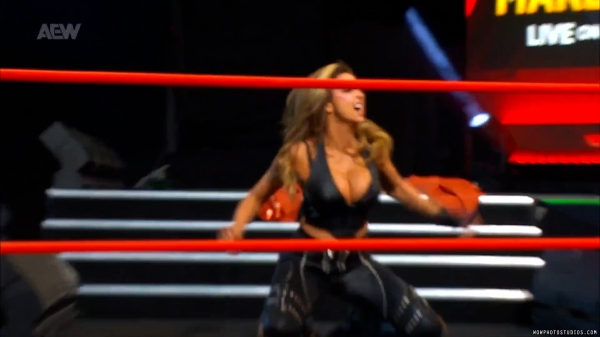 Click to view full size image
==============
wowcollision20250125_00_04_39_00_Still736.jpg wowcollision20250125_00_04_39_00_Still736.jpg