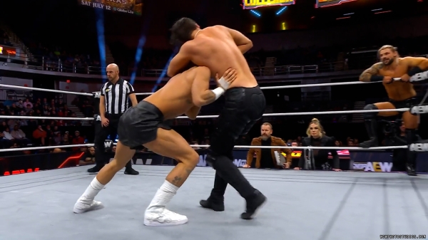 Click to view full size image
==============
wowcollision20250201_00_00_11_15_Still030.jpg wowcollision20250201_00_00_11_15_Still030.jpg