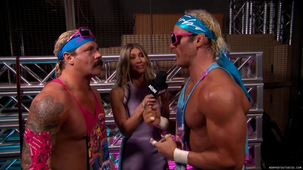 Click to view full size image
==============
wowcollision20250201_00_01_21_10_Still122.jpg wowcollision20250201_00_01_21_10_Still122.jpg