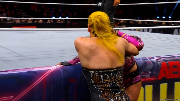 Click to view full size image
==============
wowcollision20250201_00_02_32_00_Still230.jpg wowcollision20250201_00_02_32_00_Still230.jpg