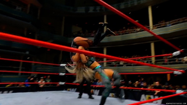 Click to view full size image
==============
wowcollision20250201_00_04_24_10_Still459.jpg wowcollision20250201_00_04_24_10_Still459.jpg