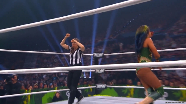 Click to view full size image
==============
wowcollision20250215_00_01_54_20_Still118.jpg wowcollision20250215_00_01_54_20_Still118.jpg