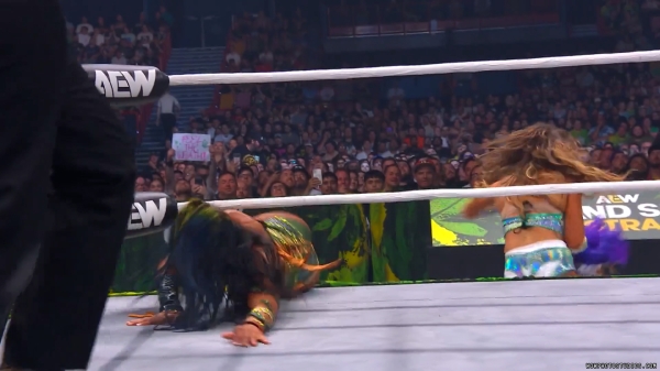 Click to view full size image
==============
wowcollision20250215_00_02_15_00_Still240.jpg wowcollision20250215_00_02_15_00_Still240.jpg