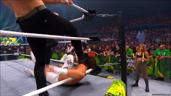 Click to view full size image
==============
wowcollision20250215_00_03_25_25_Still403.jpg wowcollision20250215_00_03_25_25_Still403.jpg