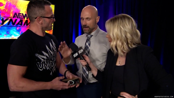 Click to view full size image
==============
wowdynamite20240904_00_00_32_10_Still156.jpg wowdynamite20240904_00_00_32_10_Still156.jpg