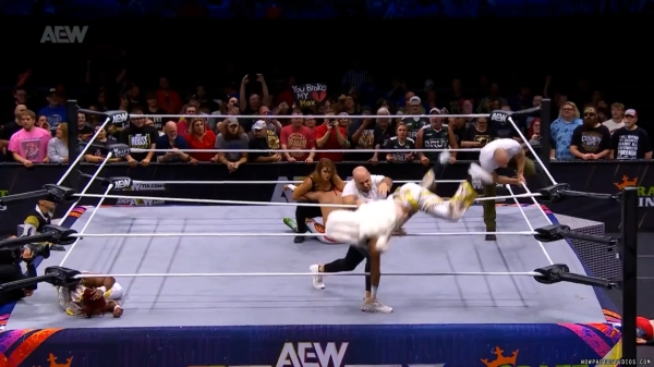 Click to view full size image
==============
wowdynamite20240911_00_00_43_05_Still121.jpg wowdynamite20240911_00_00_43_05_Still121.jpg