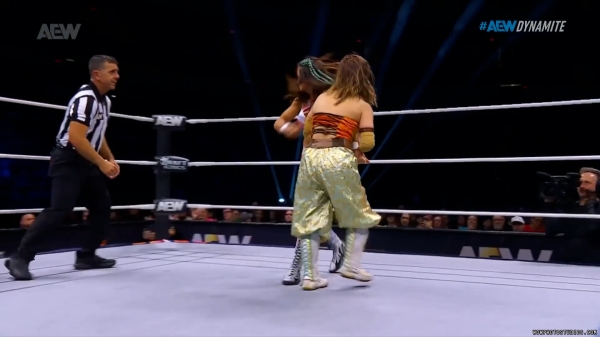 Click to view full size image
==============
wowdynamite20240918_00_00_30_05_Still130.jpg wowdynamite20240918_00_00_30_05_Still130.jpg