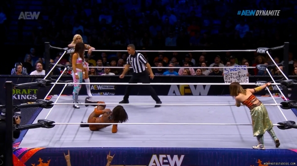 Click to view full size image
==============
wowdynamite20240918_00_00_33_10_Still149.jpg wowdynamite20240918_00_00_33_10_Still149.jpg