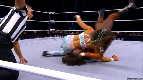 Click to view full size image
==============
wowdynamite20240918_00_00_41_20_Still199.jpg wowdynamite20240918_00_00_41_20_Still199.jpg