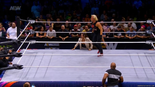 Click to view full size image
==============
wowdynamite20240918_00_01_26_00_Still389.jpg wowdynamite20240918_00_01_26_00_Still389.jpg