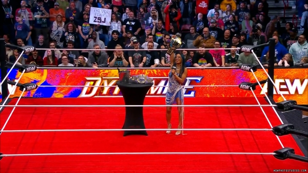 Click to view full size image
==============
wowdynamite20250101_00_02_43_20_Still289.jpg wowdynamite20250101_00_02_43_20_Still289.jpg