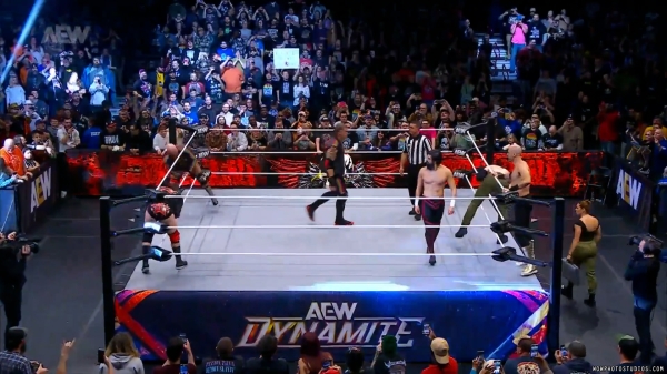 Click to view full size image
==============
wowdynamite20250101_00_05_11_20_Still406.jpg wowdynamite20250101_00_05_11_20_Still406.jpg