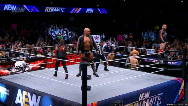 Click to view full size image
==============
wowdynamite20250101_00_05_12_15_Still409.jpg wowdynamite20250101_00_05_12_15_Still409.jpg