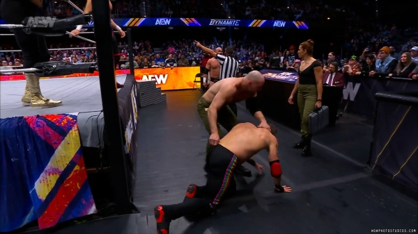 Click to view full size image
==============
wowdynamite20250101_00_05_25_15_Still423.jpg wowdynamite20250101_00_05_25_15_Still423.jpg