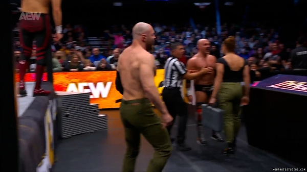 Click to view full size image
==============
wowdynamite20250101_00_05_25_20_Still424.jpg wowdynamite20250101_00_05_25_20_Still424.jpg