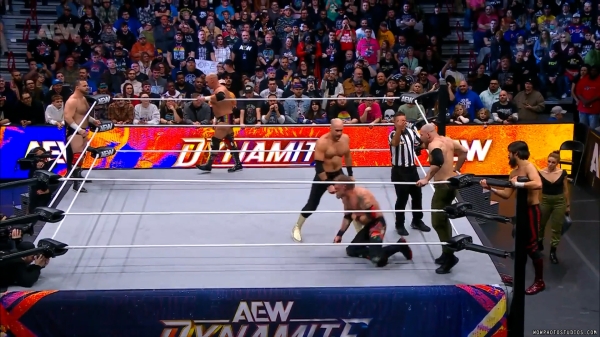 Click to view full size image
==============
wowdynamite20250101_00_05_30_25_Still434.jpg wowdynamite20250101_00_05_30_25_Still434.jpg