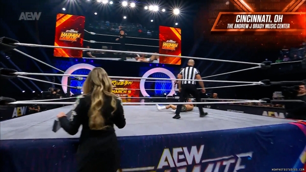 Click to view full size image
==============
wowdynamite20250115_00_03_52_10_Still098.jpg wowdynamite20250115_00_03_52_10_Still098.jpg