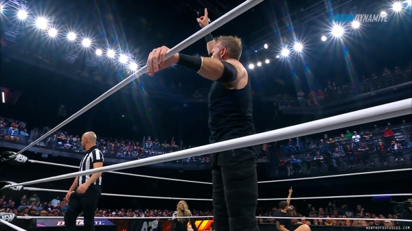 Click to view full size image
==============
wowdynamite20250115_00_04_00_05_Still108.jpg wowdynamite20250115_00_04_00_05_Still108.jpg