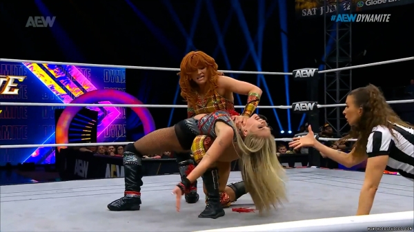 Click to view full size image
==============
wowdynamite20250122_00_04_31_25_Still336.jpg wowdynamite20250122_00_04_31_25_Still336.jpg