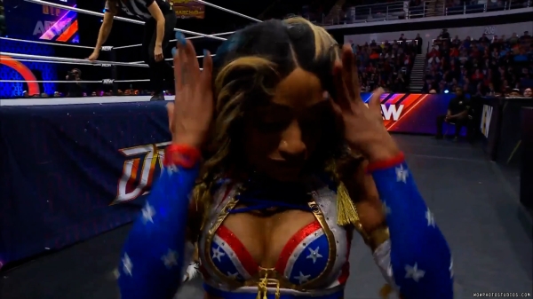 Click to view full size image
==============
wowdynamite20250129_00_05_29_00_Still337.jpg wowdynamite20250129_00_05_29_00_Still337.jpg