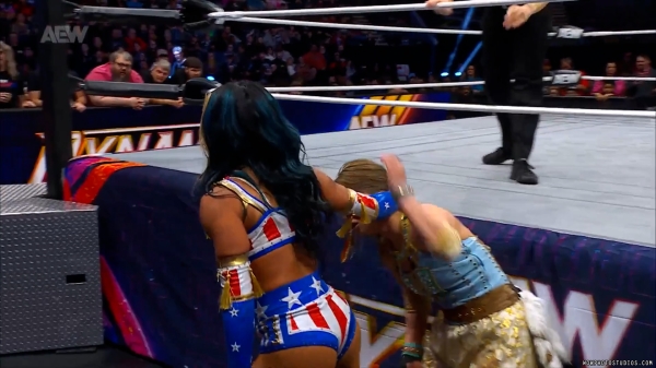 Click to view full size image
==============
wowdynamite20250129_00_05_31_00_Still349.jpg wowdynamite20250129_00_05_31_00_Still349.jpg