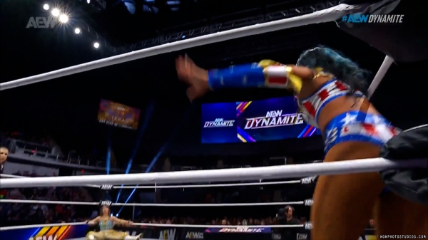 Click to view full size image
==============
wowdynamite20250129_00_05_43_25_Still428.jpg wowdynamite20250129_00_05_43_25_Still428.jpg