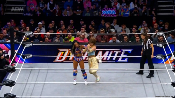 Click to view full size image
==============
wowdynamite20250129_00_05_54_00_Still489.jpg wowdynamite20250129_00_05_54_00_Still489.jpg