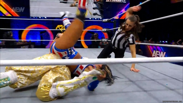 Click to view full size image
==============
wowdynamite20250129_00_05_59_05_Still520.jpg wowdynamite20250129_00_05_59_05_Still520.jpg