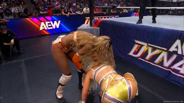 Click to view full size image
==============
wowdynamite20250205_00_04_37_05_Still225.jpg wowdynamite20250205_00_04_37_05_Still225.jpg