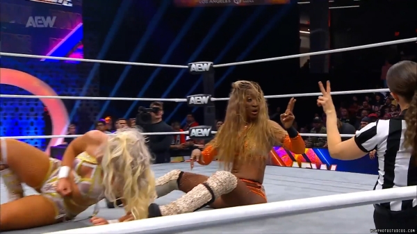 Click to view full size image
==============
wowdynamite20250205_00_04_42_15_Still257.jpg wowdynamite20250205_00_04_42_15_Still257.jpg