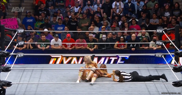 Click to view full size image
==============
wowdynamite20250205_00_04_46_20_Still282.jpg wowdynamite20250205_00_04_46_20_Still282.jpg