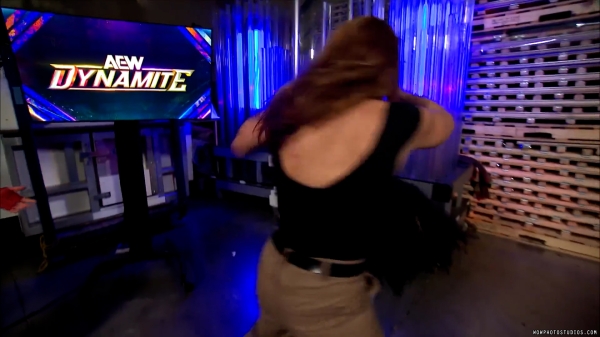 Click to view full size image
==============
wowdynamite20250212_00_02_16_25_Still082.jpg wowdynamite20250212_00_02_16_25_Still082.jpg