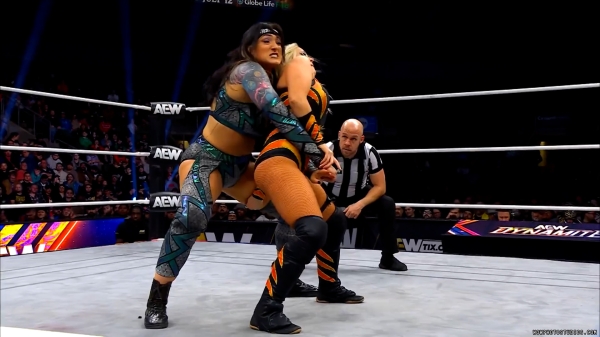 Click to view full size image
==============
wowdynamite20250212_00_04_16_25_Still235.jpg wowdynamite20250212_00_04_16_25_Still235.jpg