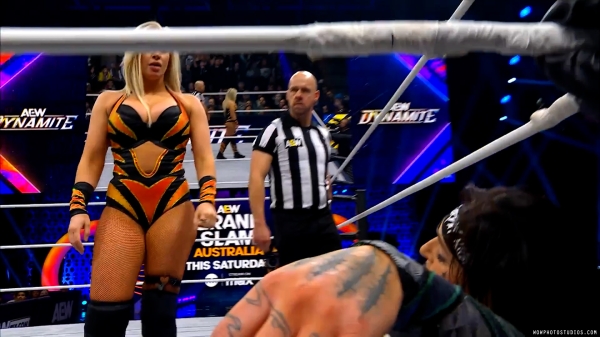 Click to view full size image
==============
wowdynamite20250212_00_04_30_25_Still319.jpg wowdynamite20250212_00_04_30_25_Still319.jpg